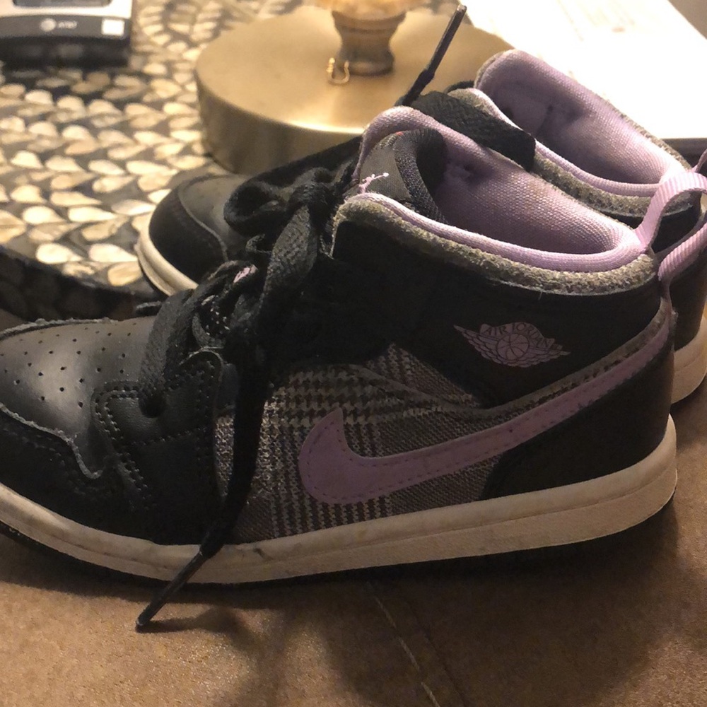 The Air Jordan 1 Mid SE TD ‘Houndstooth size 10c - Picture 3 of 6